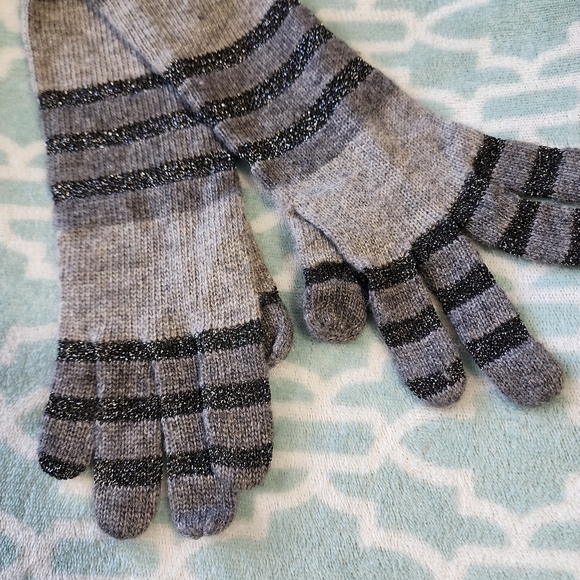 New LONG Cashmere Angora ANTHROPOLOGIE PORTOLANO Sweater Knit GLOVES Gray STRIPE - Picture 5 of 7